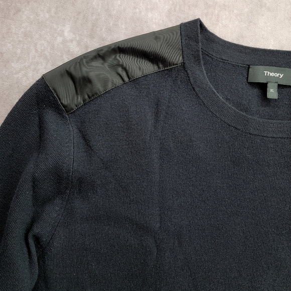 Theory Men's Black Wool Blend Crew Neck Pullover Sweater - Picture 3 of 11